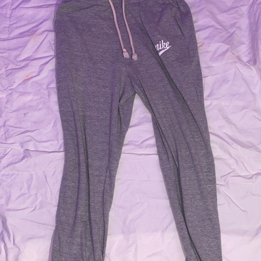 Nike joggers xs